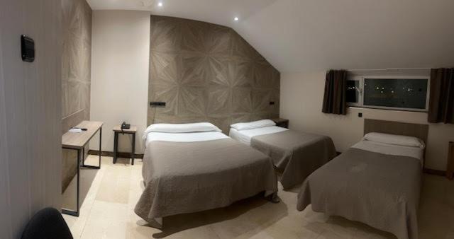 Hotel Ciudad De Φουενλαμπράδα Εξωτερικό φωτογραφία