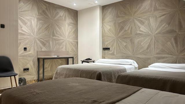Hotel Ciudad De Φουενλαμπράδα Εξωτερικό φωτογραφία